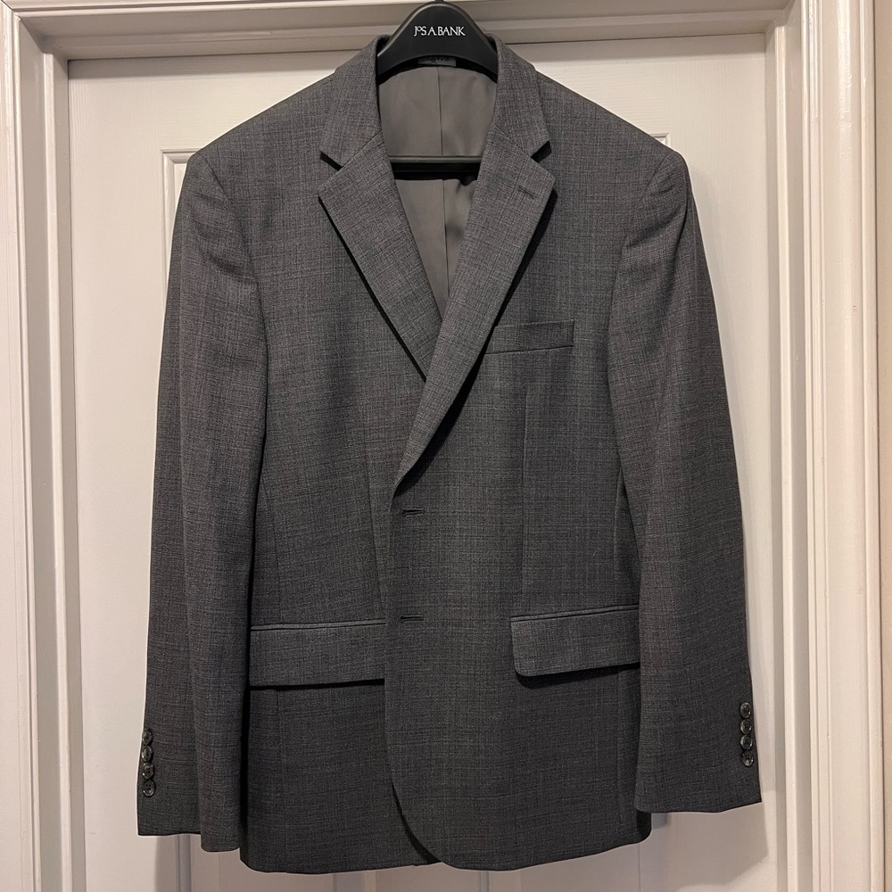 Like new, worn once: Jos A Bank traveler sport coat size 42 Short